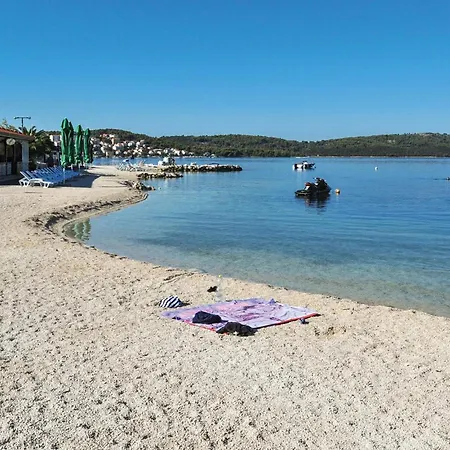 Gorgeous In Okrug Gornji Τρογκίρ